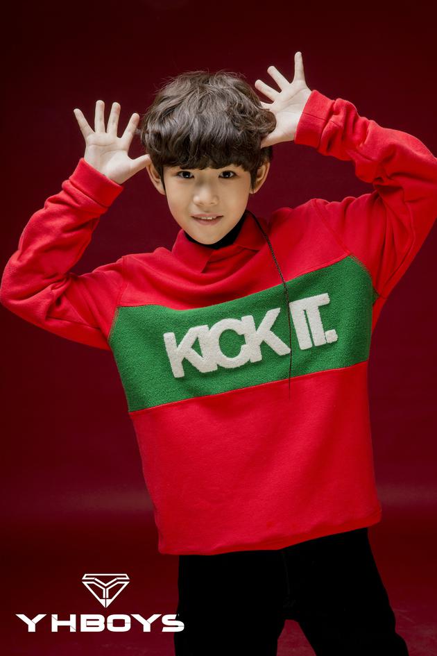 乐华娱乐YHBOYS组合第六位成员张恩硕曝光|