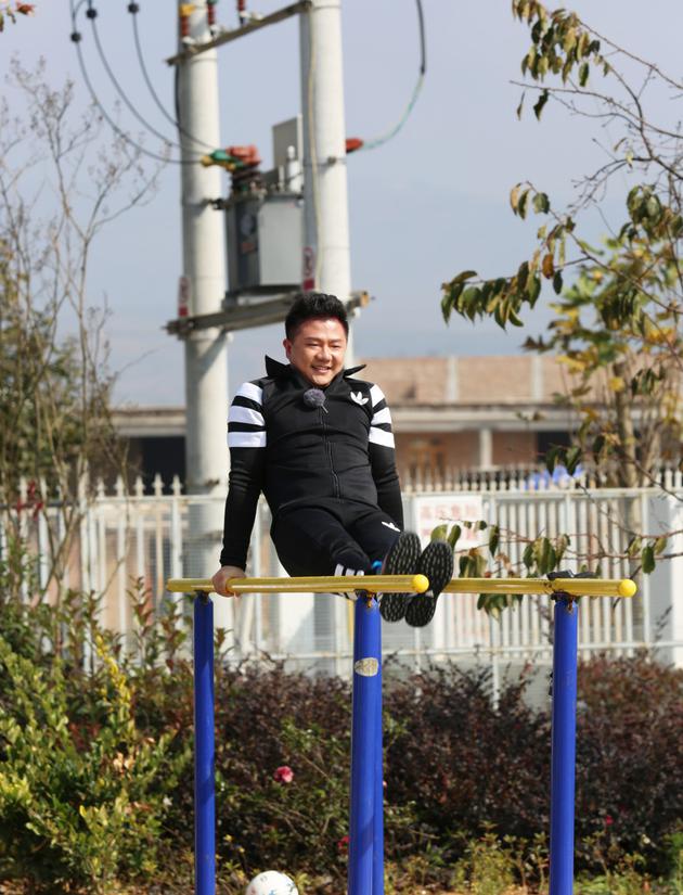 专家团携手奥运冠军陈一冰支招《闪爸》