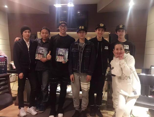 制作人刘佳与TFBOYS