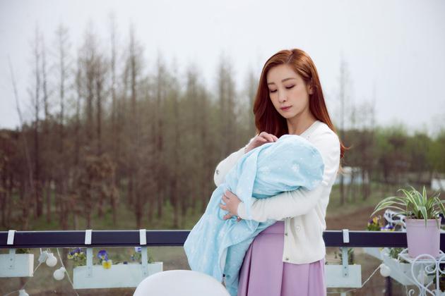 《妈妈向前冲2》秦海璐为救儿子昏倒失忆