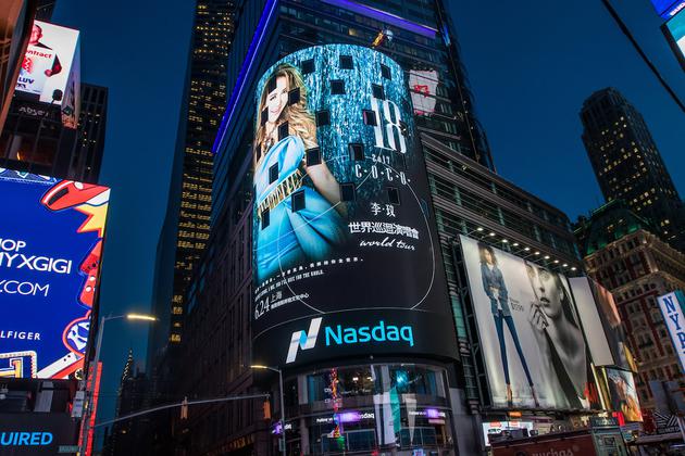 李玟演唱会广告登上纽约时代广场