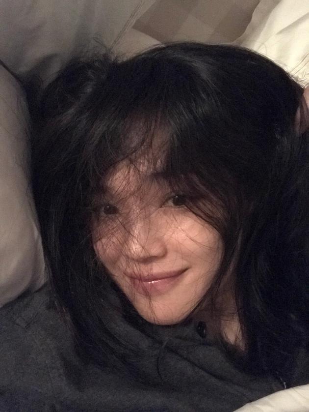 舒淇白发染黑