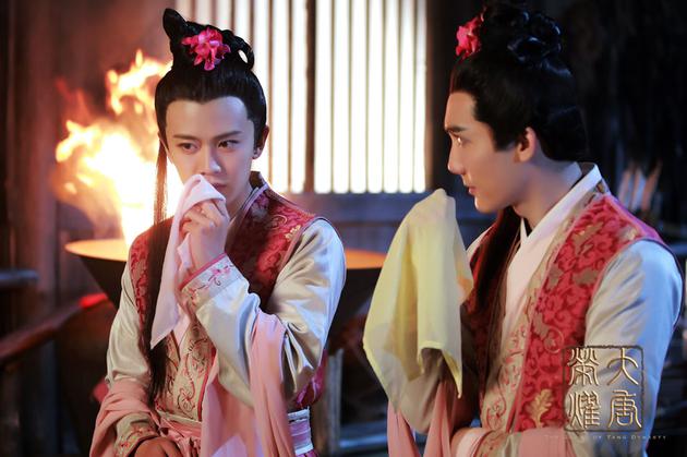 任嘉伦《大唐荣耀》反串女装 妆容妖艳被叫俶