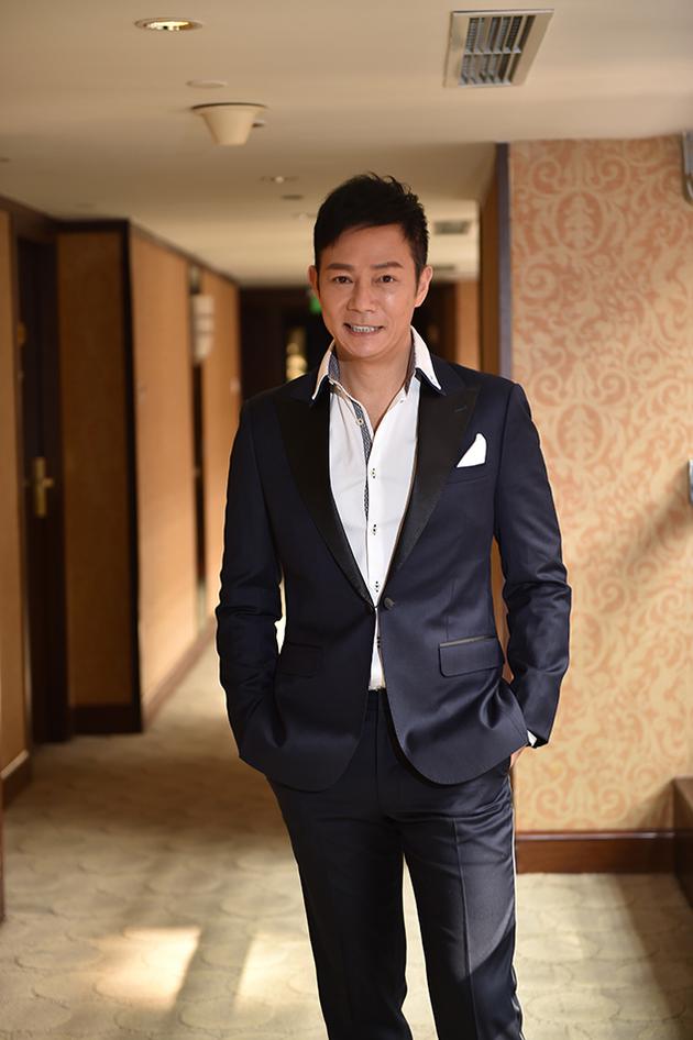 《鸡毛飞上天》3月2日开播 张兆辉上位欺负张译|张兆辉|张译|殷桃_新浪娱乐_新浪网