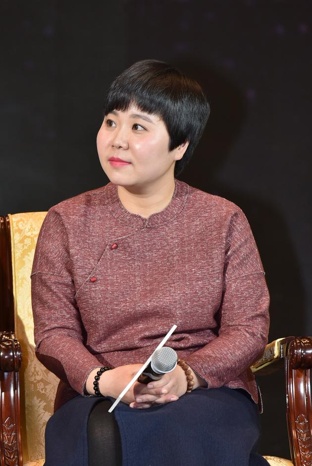 丁墨  