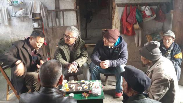 《打土匪》主创讨论拍摄