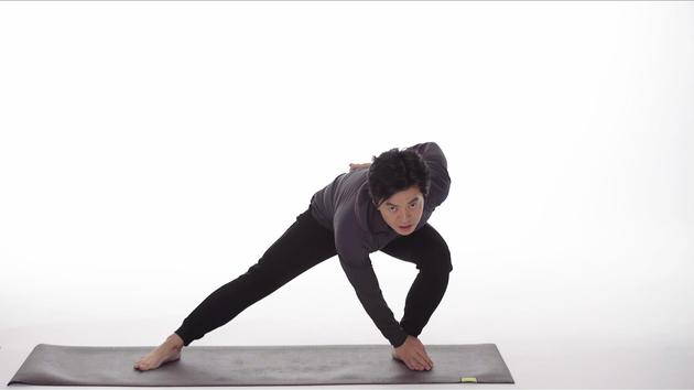 李健拍教学视频分享“自重健身训练”