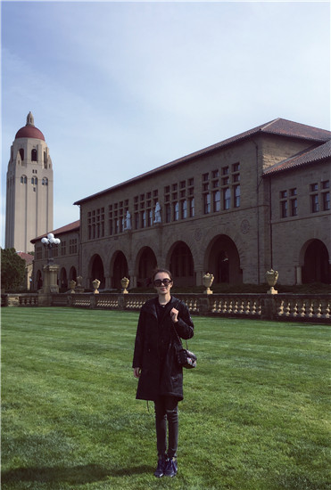 王晓晨美国休假