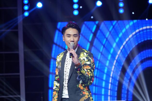 陈乐基二度做客《一起音乐吧》 现场演绎经典颠覆|陈乐基|陈嘉琦|王思远_新浪娱乐_新浪网