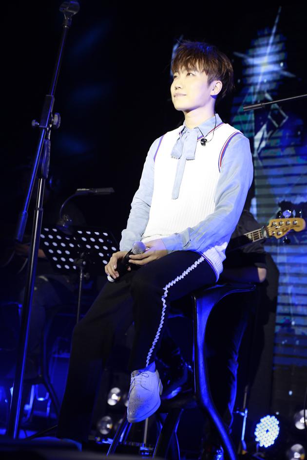 徐良LiveHouse巡演首站北京落幕 …