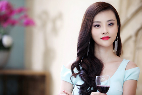 《老妈的桃花运》开播 周梓言魅力演绎好闺蜜|老妈的桃花运|周梓言_新浪娱乐_新浪网