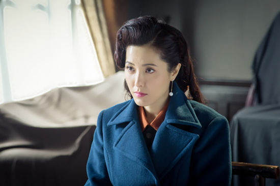 曾黎演绎新时代女性