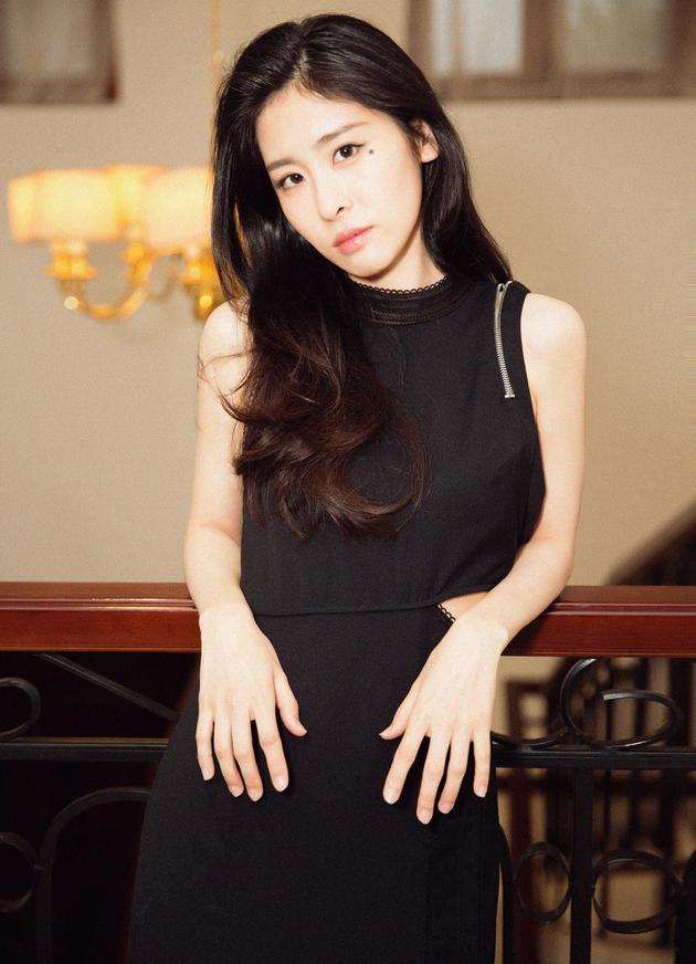 歌手》张碧晨唱陈奕迅歌感慨突围赛:没人安全|张碧晨|陈奕迅|侧田_新浪