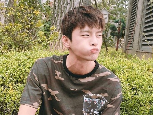 韩星徐仁国入伍仅3天 左脚骨软骨病变回家休养|徐仁国|入伍|休养_新浪娱乐_新浪网