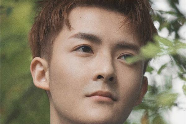 十二星宿风之少年管栎