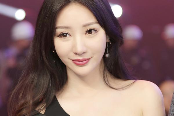 世界杯b组-万博·体育(ManBetX)官方网站_ManBetx