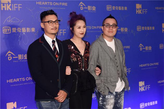 余文乐杨千嬅和导演彭浩翔亮相电影节红毯