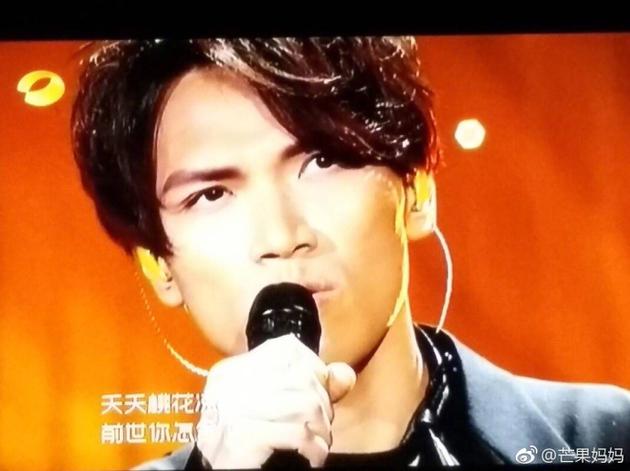 杨宗纬一脸素色