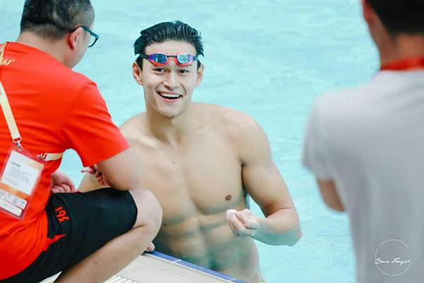 拜仁创纪录夺冠