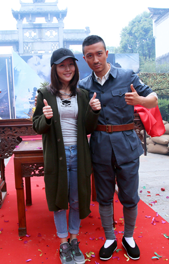《逆战》张铎刘梦珂合影