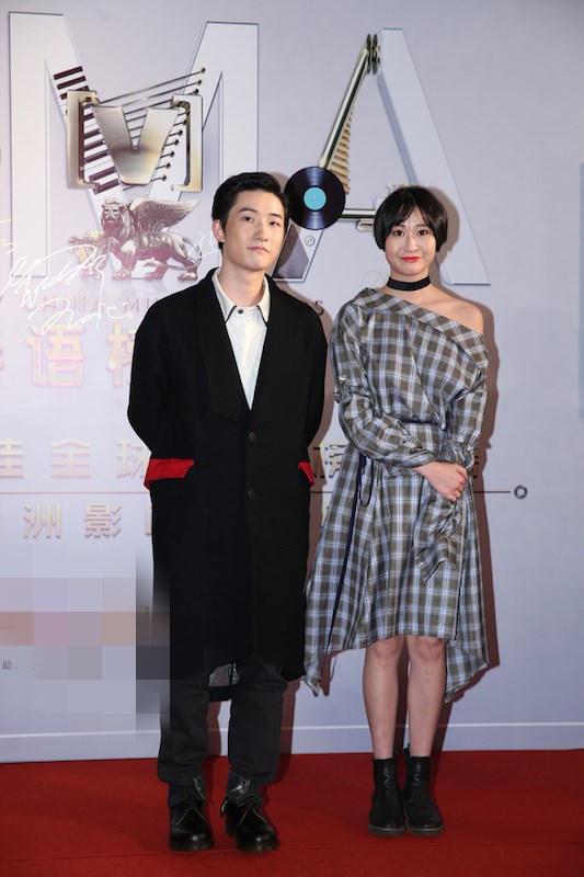 李瑞轩、曾敏杰红毯照