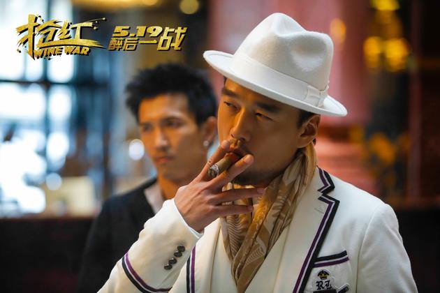 王耀庆饰演方长方