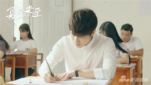 陈学冬饰傅小司