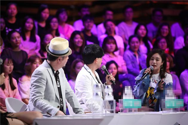 黄国伦、黄子佼、刘芸