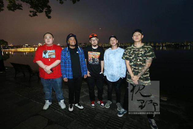 张震岳、热狗、顽童