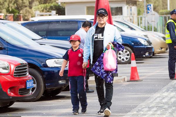 创新英语作文大赛-乐鱼app(leyu)官方网站-乐鱼官网