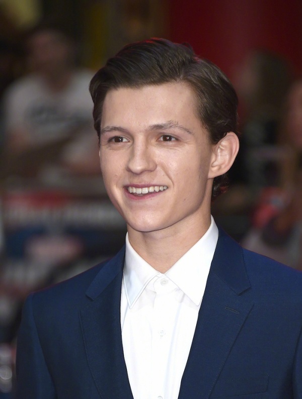 时装模特、审美劳动和超经济逻辑...