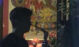 姚笛与男星友人聚餐
