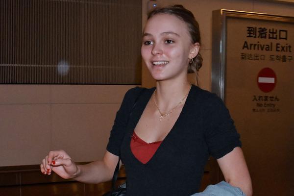 日本球迷吐槽-万博·体育(ManBetX)官方网站_ManBetx