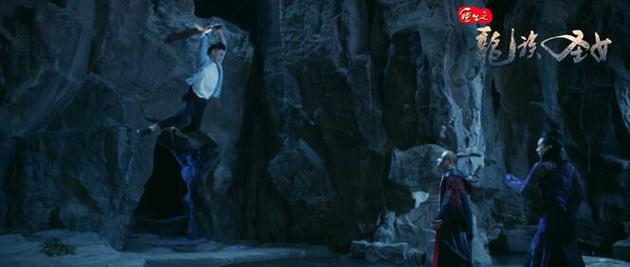 《重生之龙族圣女》关晓彤演绎唯美人龙传说