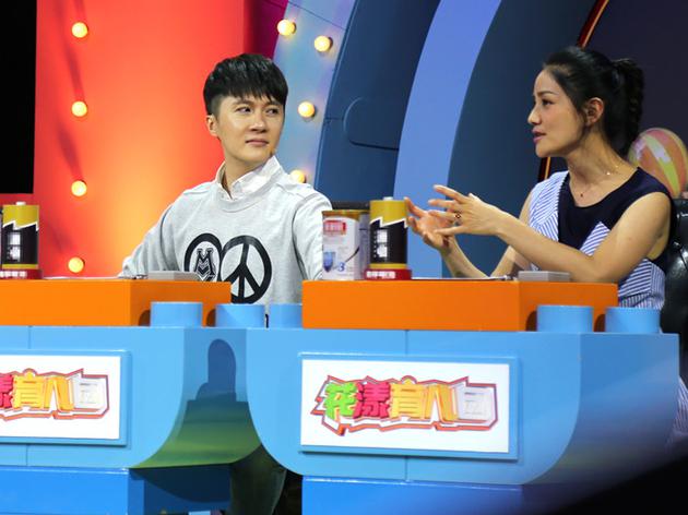 主持黄金搭档十八年后重聚 迟帅胡可分享育儿