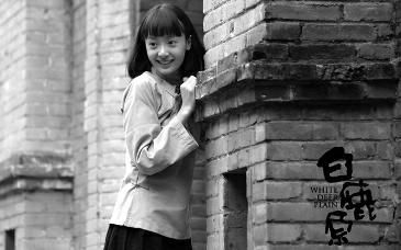 孙铱 饰 白灵