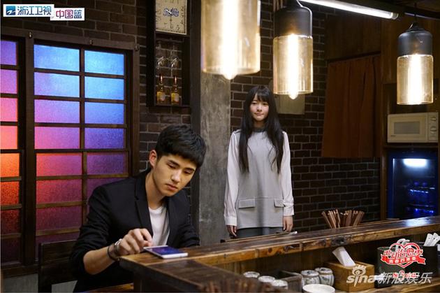 刘昊然《深夜食堂》华丽变身 与徐娇组CP火花不断|《深夜食堂》|刘昊然|徐娇_新浪娱乐_新浪网