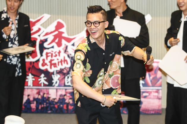帅气欧豪