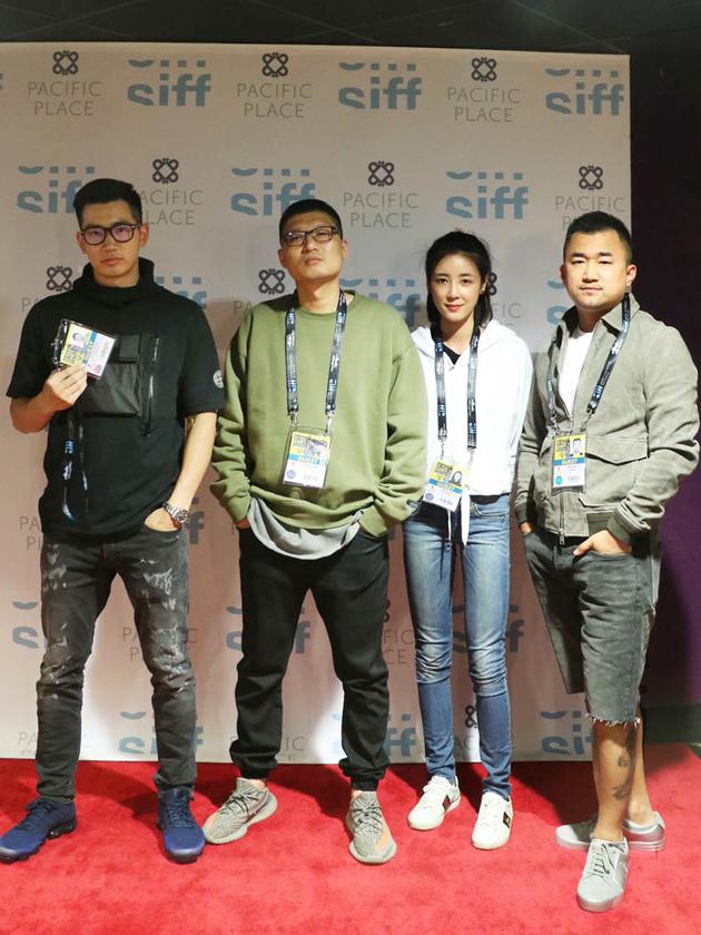 (由左至右)制片人沈说，导演梁栋，联合制片廖婧希，出品人孙伟出席首映礼