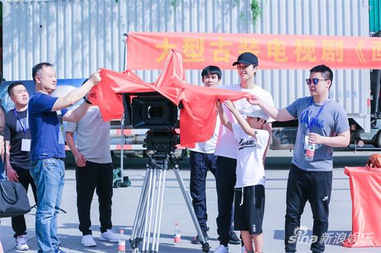 杨旭文开机启动