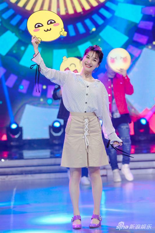 《快本》吴昕曝冷战套路 :我就是不走 你走!|快乐大本营|吴昕|唐艺昕_新浪娱乐_新浪网