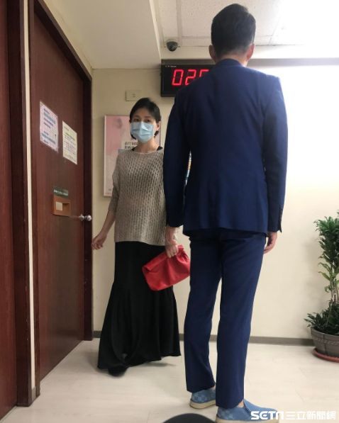 大S被目击看妇产科