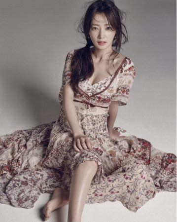 其实身材超好!《三流之路》宋昰昀胸前深V露酥胸|《三流之路》|宋昰昀|深V_新浪娱乐_新浪网