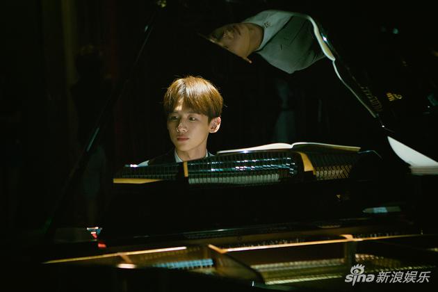 白敬亭  钢琴王子上线
