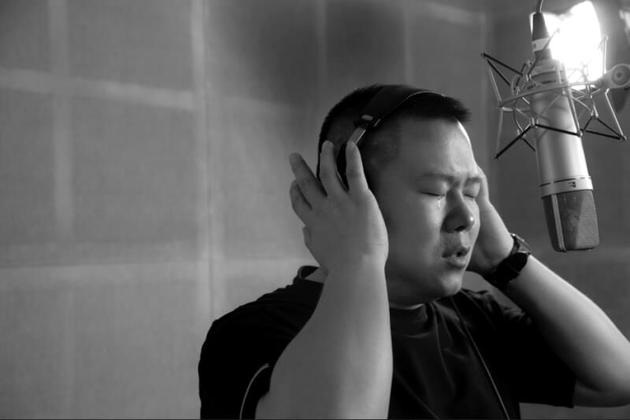 岳云鹏将真实故事谱成词 父亲节与许飞跨界献