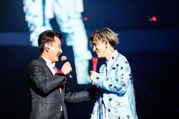 薛之谦与张信哲