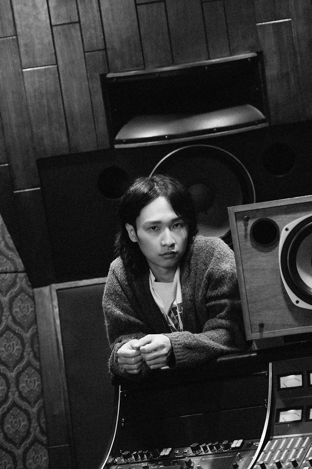 郭顶去年推出专辑《飞行器的执行周期》