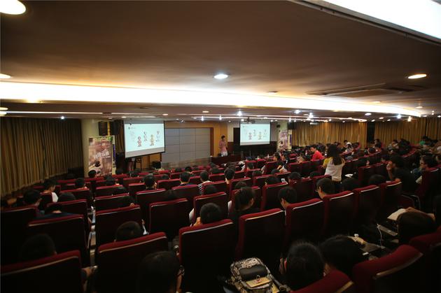 广州暨南大学宣讲现场