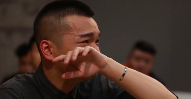 快男选手被罗志祥怼哭 陈粒:看着好像惊悚片|罗