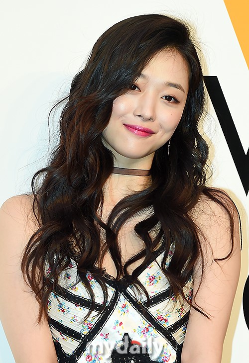 崔雪莉将出席《Real》 试映 大尺度戏份受关注